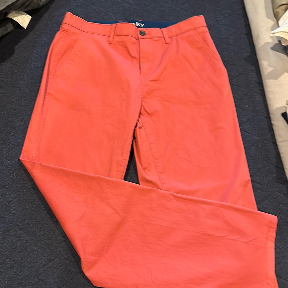 Crown and ivy salmon pants, 32/32 size, worn once amazing condition.